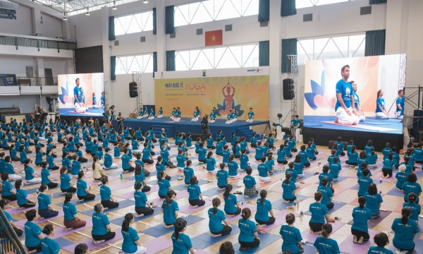  700 người dân tham gia đồng diễn Yoga tại TP.HCM