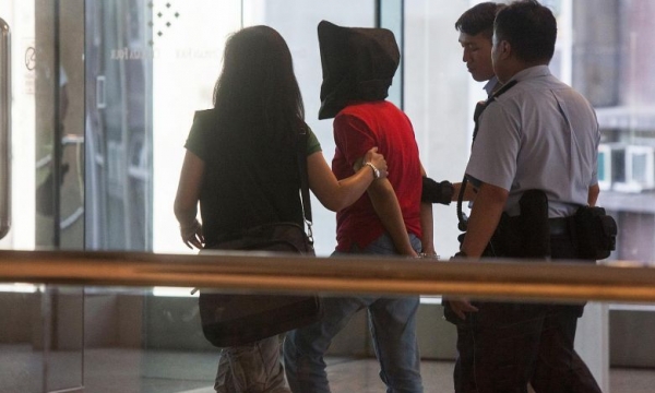 Nữ vệ sĩ Hong Kong bắn hàng loạt người trong vụ tranh chấp thừa kế triệu USD
