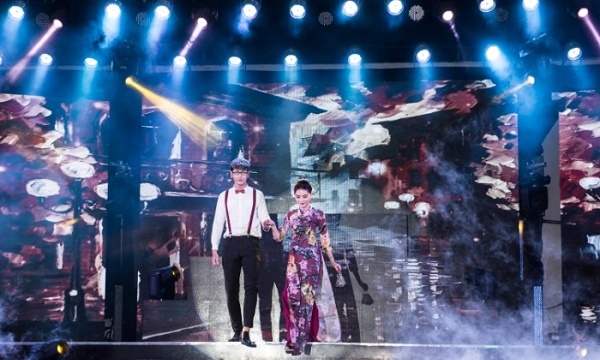 NTK Việt Hùng mang “Sài Gòn có một thời để nhớ” lên sân khấu thời trang