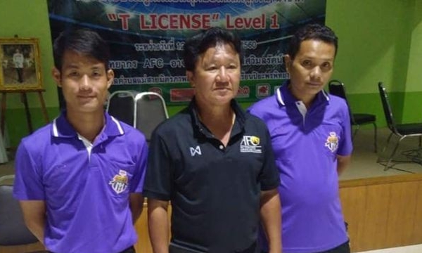 Đội bóng Thái Wild Boars: Các em sống sót nhờ huấn luyện viên Ekapol