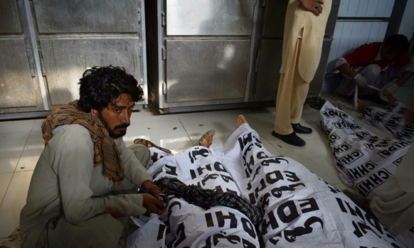 Pakistan: Đánh bom tự sát, 130 người chết, 148 bị thương