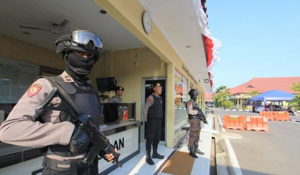 Indonesia: Trước Á vận hội, cảnh sát Jakarta bắn chết 11 tên “trộm vặt”