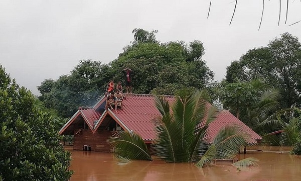 Việt Nam họp khẩn để bàn cách ứng phó với nước lũ từ đập thủy điện Lào