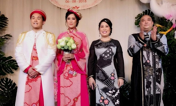 Dàn sao Việt nô nức đến dự tiệc cưới con gái NSND Hồng Vân