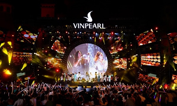 Đêm nhạc Boney M tại Nha Trang đông nghẹt khán giả