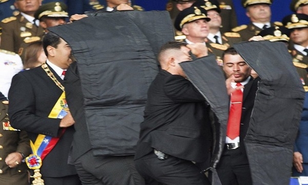 Venezuela: Tổng thống Maduro mời FBI điều tra vụ ám sát hụt ông?