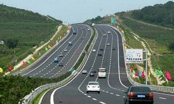 Đầu tư Dự án xây dựng đường nối đường cao tốc Nội Bài - Lào Cai đến thị trấn Sa Pa