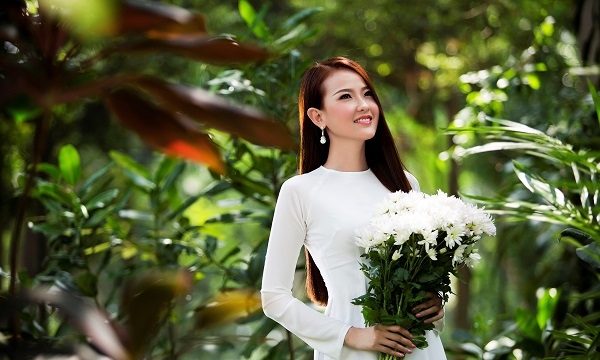 Hoa hậu Hoàn Cầu Khánh Ngân làm Đại sứ du lịch Mường Lò 2018