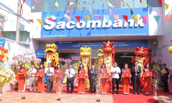 Sacombank khai trương hoạt động chi nhánh Phụng Hiệp