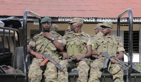 Uganda - Quân đội bảo vệ doanh nghiệp Trung Quốc