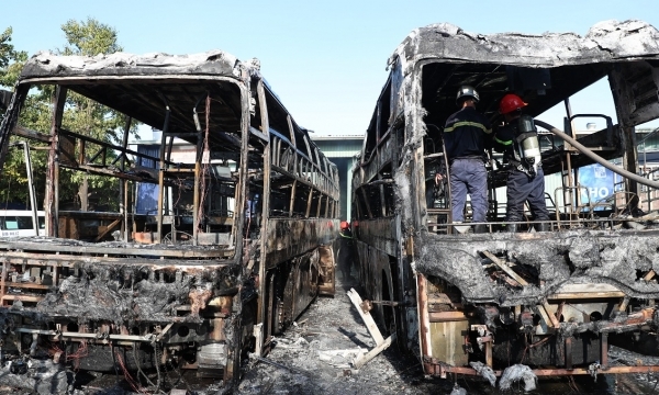 Đà Nẵng: Cháy lớn tại bến xe trung tâm thành phố