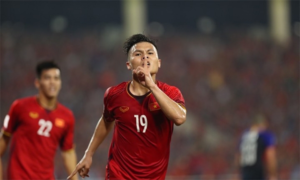 Quang Hải, Công Phượng toả sáng, Việt Nam vào chung kết AFF Suzuki Cup 2018