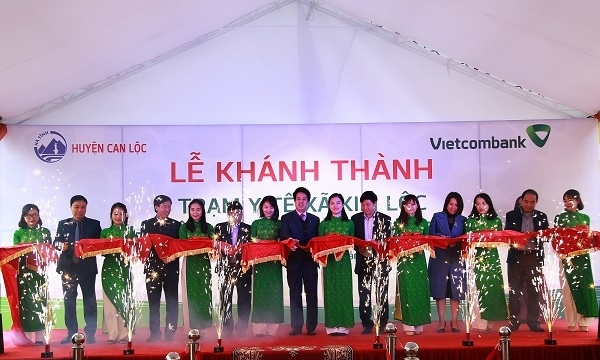Vietcombank bàn giao Trạm Y tế xã Kim Lộc