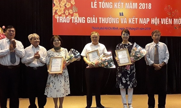 Hội Nhà văn TP.HCM tổ chức tổng kết và trao giải thưởng văn học