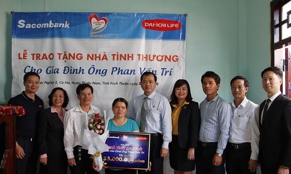Sacombank đồng hành cùng Dai-ichi Life Việt Nam trong hành trình lan tỏa yêu thương