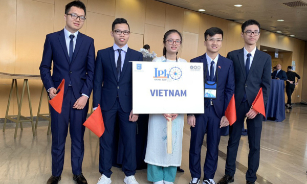  Nữ sinh Việt Nam đạt giải cao nhất tại Olympic Vật lý Quốc tế 2019