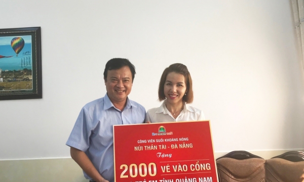 Đà Nẵng: Trao tặng 2000 vé vui chơi tại núi Thần Tài cho trẻ em Quảng Nam 