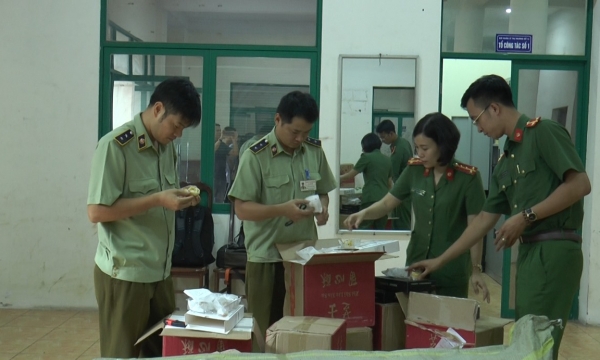 Thu giữ 4.440 bánh trung thu mang nhãn mác Trung Quốc