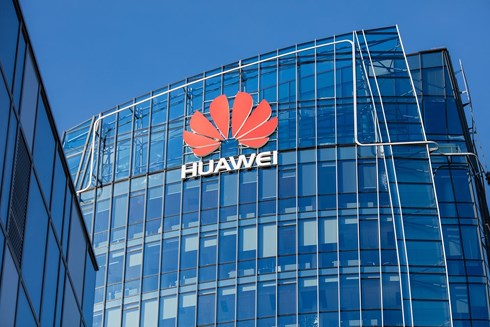 Huawei thử chạy hệ điều hành Aurora của Nga