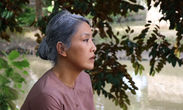 Nghệ sĩ Kiều Oanh lấy nước mắt khán giả với “Mẹ ơi mai con về”