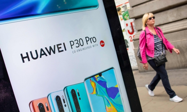 Huawei vỡ mộng xưng vương vì 'cái lắc đầu' của Google 