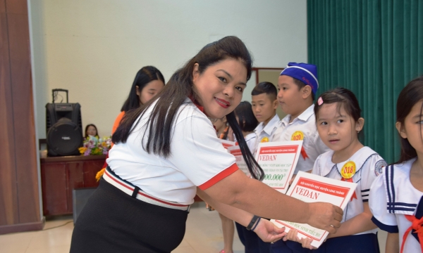 Công ty Vedan VN trao học bổng cho học sinh, sinh viên nghèo vượt khó huyện Long Thành tỉnh Đồng Nai