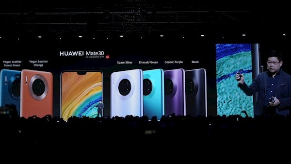 Huawei vẫn “sống khỏe” bất chấp lệnh cấm từ Mỹ