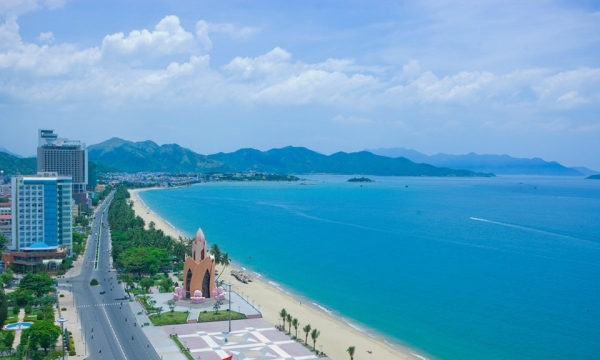 Khánh Hòa: Doanh thu du lịch vượt 20.000 tỷ đồng