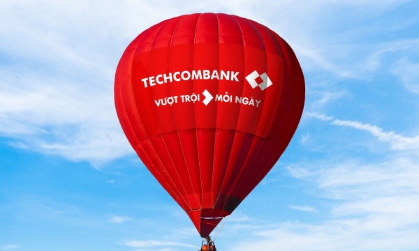 Techcombank Marathon 2019: Lần đầu tiên xuất hiện khinh khí cầu khổng lồ trên bầu trời TP.HCM