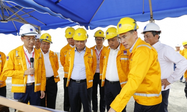 PetroVietnam và 7 doanh nghiệp dầu khí lọt vào top 100 VNR500