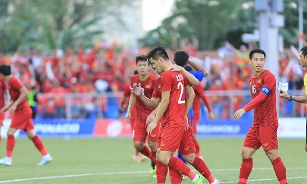 Với trận đấu lội ngược dòng cầm hòa 2-2 Việt Nam vào bán kết Thái Lan về nước