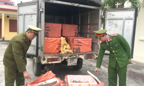 Bắc Giang chặn hơn 1 tấn sản phẩm động vật bẩn trên đường về Hà Nội