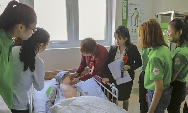 Đà Nẵng có phòng thực hành điều dưỡng tiêu chuẩn y tế Nhật Bản đầu tiên