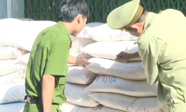 Phú Yên tạm giữ hơn 5 tấn đường không giấy tờ