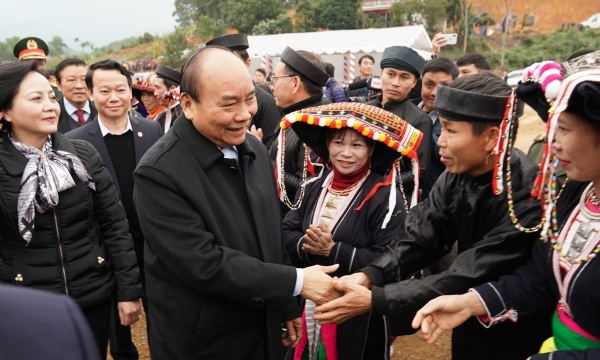 Thủ tướng Nguyễn Xuân Phúc dự lễ hưởng ứng Tết trồng cây đời đời nhớ ơn Bác Hồ