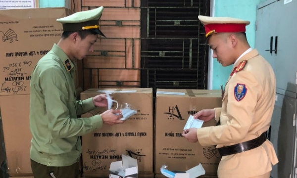 Lạng Sơn tạm giữ 21.400 chiếc khẩu trang y tế không rõ nguồn gốc 