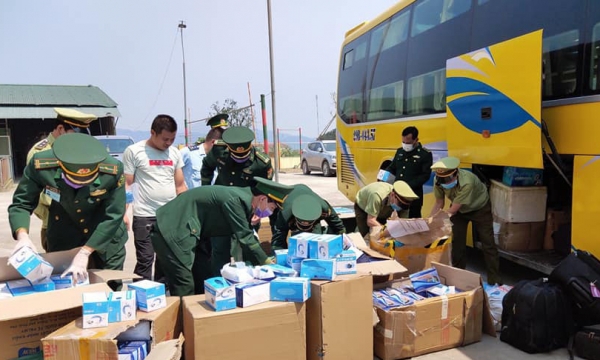 Hà Tĩnh: Thu giữ 30.000 khẩu trang y tế từ Việt nam đưa sang Lào tiêu thụ