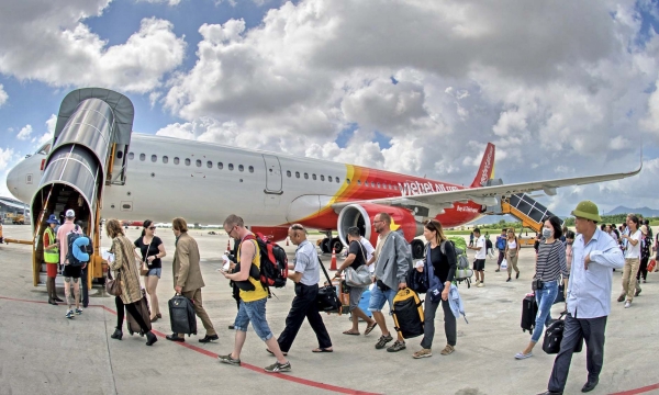 Được cấp phép, Vietnam Airlines và Jetstar Pacific tăng tần suất bay nội địa từ 16/4