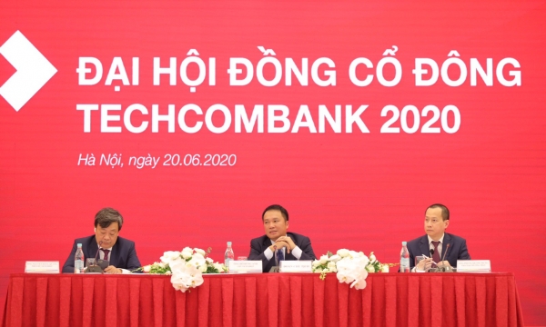 Chủ tịch Hồ Hùng Anh: Techcombank chọn phương án tăng trưởng an toàn