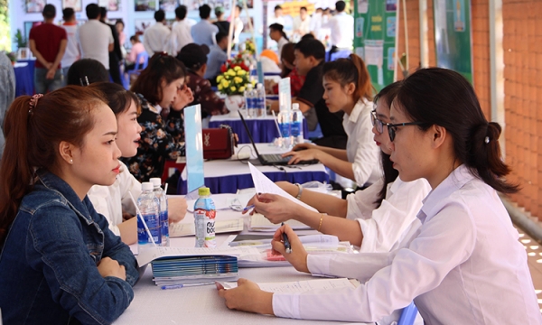 Đà Nẵng: Hơn 1.000 sinh viên, người lao động tham gia ngày hội việc làm