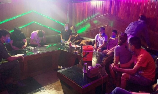 Đà Nẵng: 21 thanh niên 'phê' ma túy trong phòng karaoke bất chấp lệnh giãn cách xã hội   