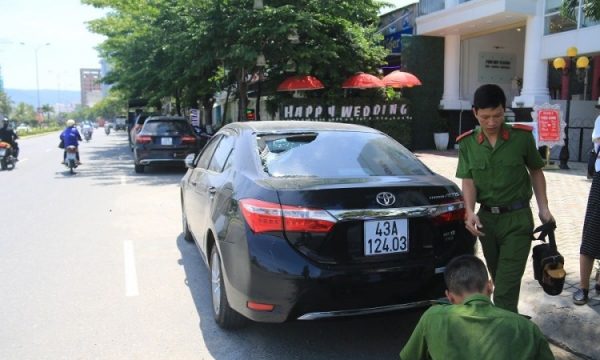 Đà Nẵng: Bắt giữ khẩn cấp nhóm thanh thiếu niên phá nát kính hàng chục ô tô