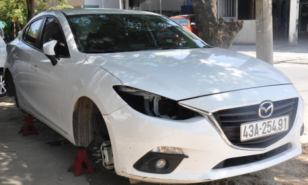 Đà Nẵng: Bắt giữ đối tượng lừa đảo, gỡ đèn và bánh xe ô tô Mazda3 đem bán