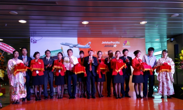 Lần đầu tiên hàng không giá rẻ bay thẳng từ Hà Nội và Đà Nẵng đến Osaka