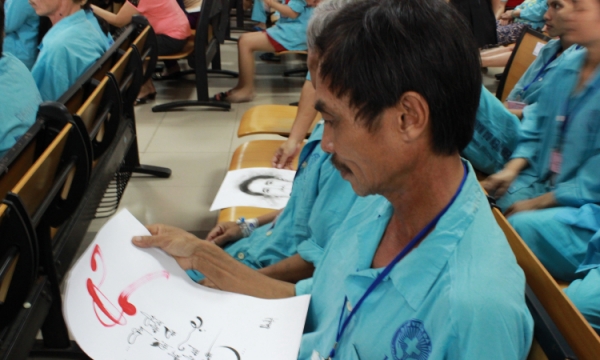 Bệnh viện Đà Nẵng với “Chủ nhật chia sẻ yêu thương” giúp bệnh nhân