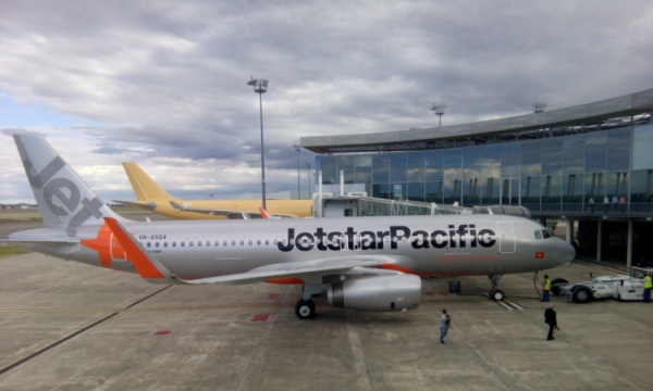 Jetstar Pacific điều chỉnh lịch 16 chuyến bay do bão số 10