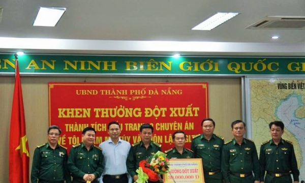 Đà Nẵng thưởng 'nóng' cho Bộ đội Biên phòng phá chuyên án ma túy