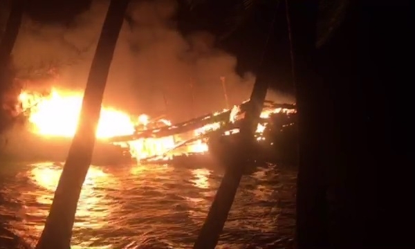 Cháy tàu cá trong đêm, thiệt hại gần 10 tỷ đồng