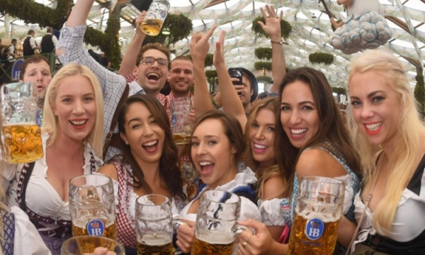 Đà Nẵng tiếp tục tưng bừng với Lễ hội bia Đức