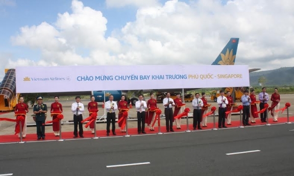 Vietnam Airlines chính thức khai trương đường bay quốc tế Phú Quốc - Singapore 